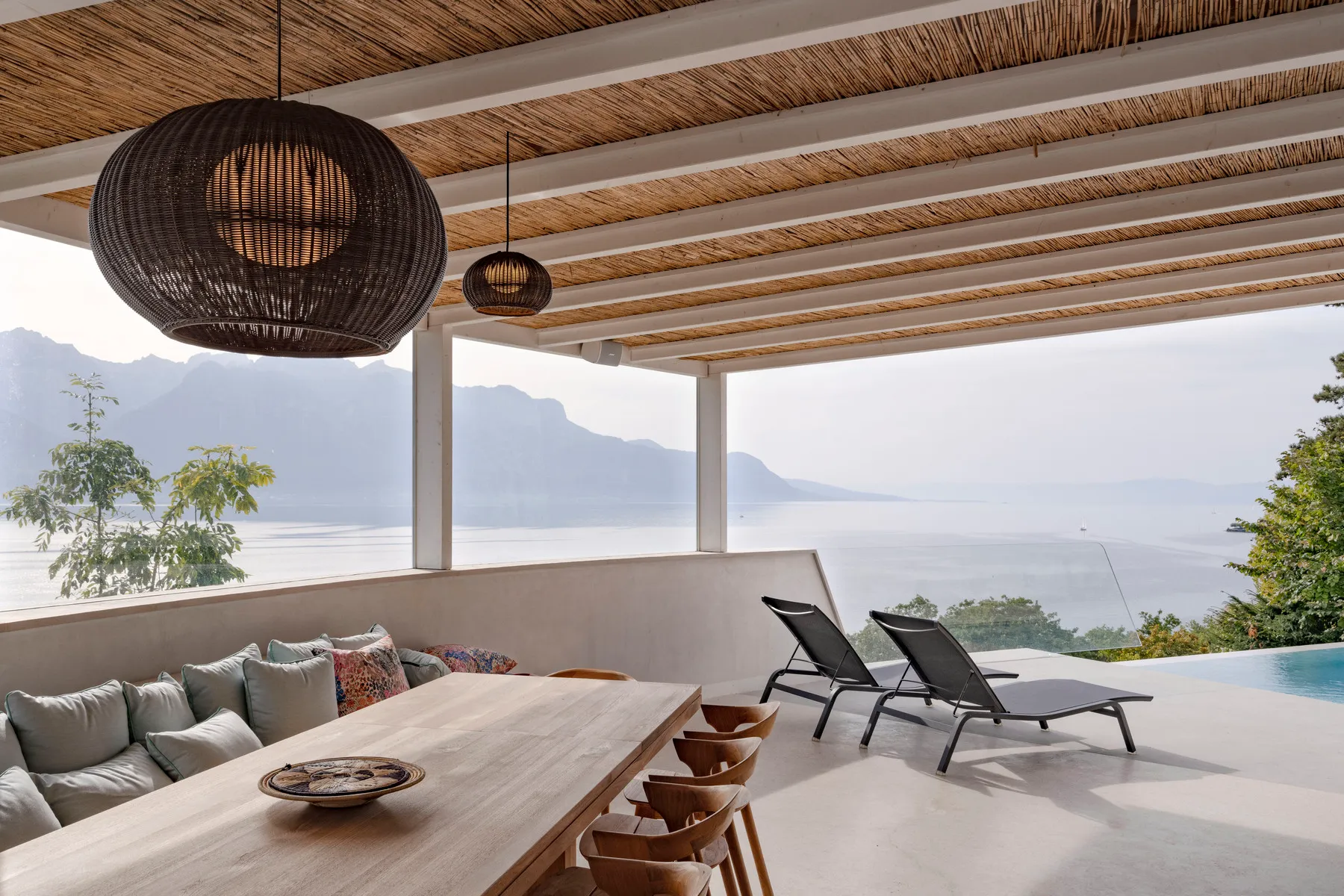 Exceptional property in an idyllic setting